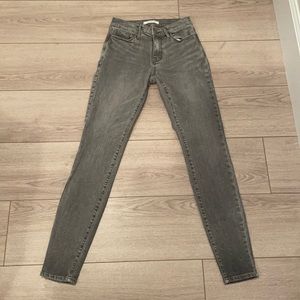 grey skinny jeans